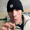 Лев, 22 года