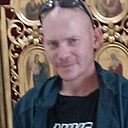 Dennis, 42 года