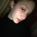 Anna Und, 18 лет