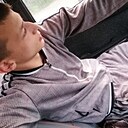 Макс, 22 года