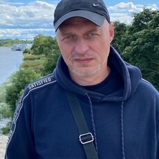 Евгений, 51 из г. Санкт-Петербург.