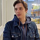 Максим, 22 года