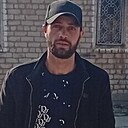 Едмон, 25 лет