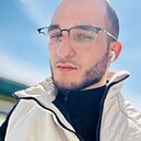Юрий, 24 года