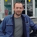 Михаил, 32 года