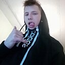 Максим, 23 года