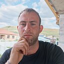 Роман, 33 года