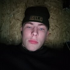 Фотография мужчины Илья, 19 лет из г. Амурск