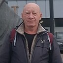 Ford, 54 года