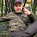 Михаил, 32 года