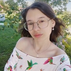 Фотография девушки Алина, 19 лет из г. Екатеринбург