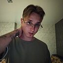 Стас, 22 года