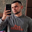 Макс, 24 года