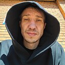 Илья, 33 года