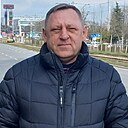 Олег, 48 лет