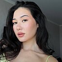 Амина, 23 года