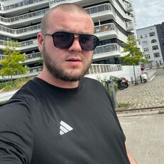 Валентин, 31 из г. Берлин.