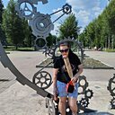 Малая, 33 года