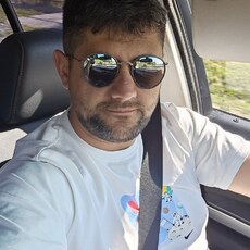 Фотография мужчины Vlad Chicco, 38 лет из г. Curtea De Argeș