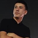 Акобир, 21 год