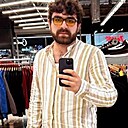 Hugo Boss, 38 лет