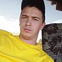Боря, 24 года