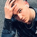 Денис, 22 года