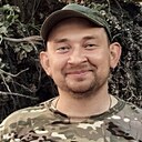 Михаил, 33 года