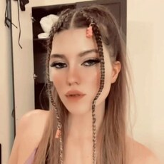 Фотография девушки Юля, 18 лет из г. Тула