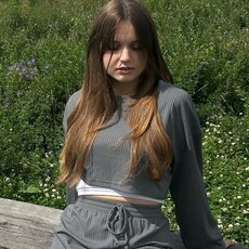 Фотография девушки Алина, 19 лет из г. Калуга
