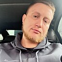 Толик, 25 лет