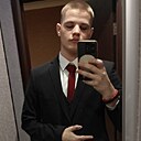 Артём, 24 года