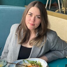 София, 28 из г. Магадан.