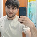 Мустаким, 25 лет