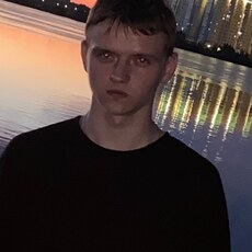 Фотография мужчины Кирилл, 18 лет из г. Нефтеюганск