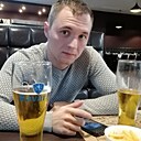 Мах, 33 года