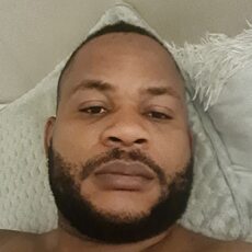 Atto Brown, 39 из г. Баден-Баден.
