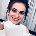 Поля, 26 лет