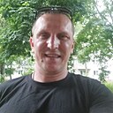 Лев, 41 год