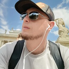 Фотография мужчины Артем, 31 год из г. Варшава