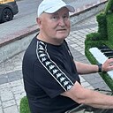 Лев, 59 лет