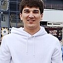 Meret, 23 года