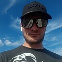 Ден, 33 года