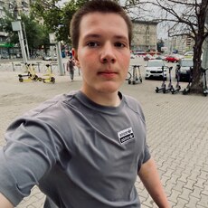 Фотография мужчины Данил, 18 лет из г. Новосибирск