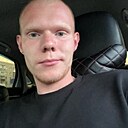 Максим, 24 года