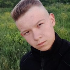 Фотография мужчины Роман, 21 год из г. Усть-Каменогорск