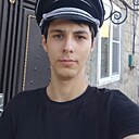Маномед Али, 19 лет