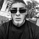 Казбек, 21 год
