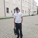 Артур Папикян, 46 лет