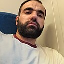 Али, 33 года
